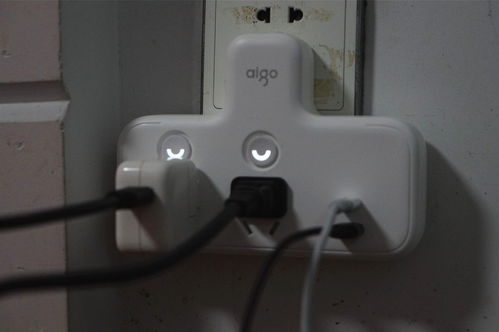 老房插座增容巧思 不动电、不拖线的优雅解决方案